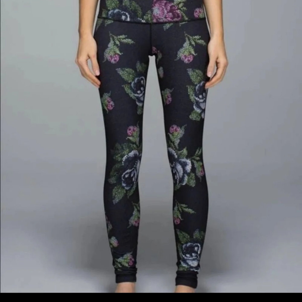 Lululemon Wunder Under Spring Multi